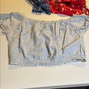 Hollister Gray and White Ruffled Crop Blouse